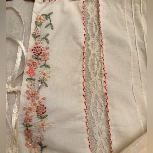 Johnny Was Ivory Blouse with Floral Embroidery - Picture 5 of 5